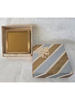 Vintage Volupte Ridged Mirrored Make-up Compact MCM Design Beauty 3x3 USA made